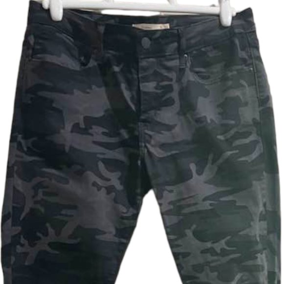 Levi Strauss 711 Original Riveted Grey Camo Jeans - Women - size W31 Petite - Picture 13 of 14